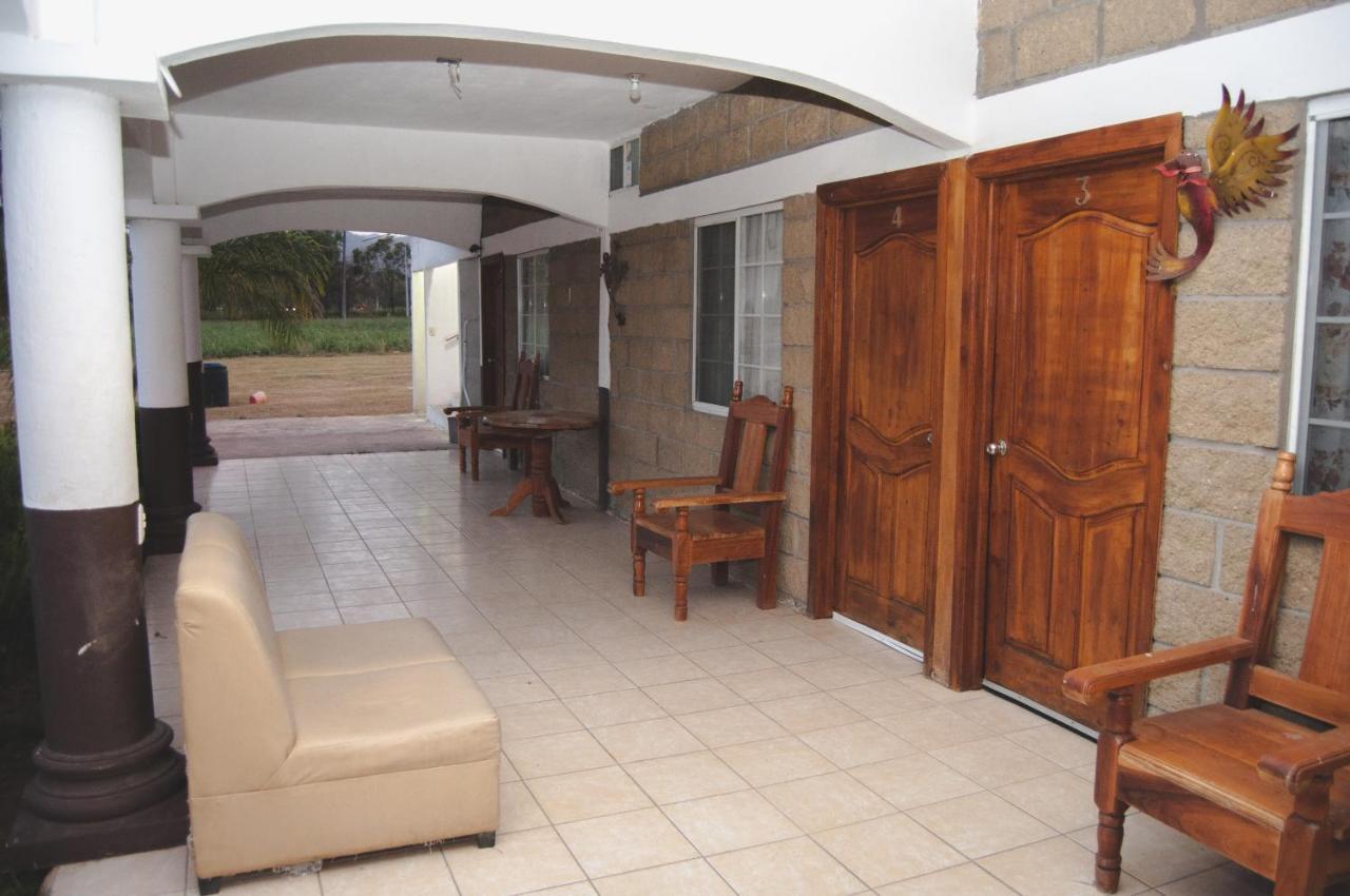 Hotel Y Restaurante El Texano Tamasopo Εξωτερικό φωτογραφία