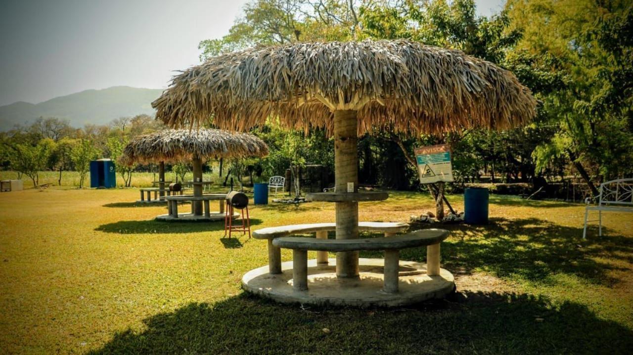 Hotel Y Restaurante El Texano Tamasopo Εξωτερικό φωτογραφία